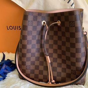 Authentic Louis Vuitton Neo Noe